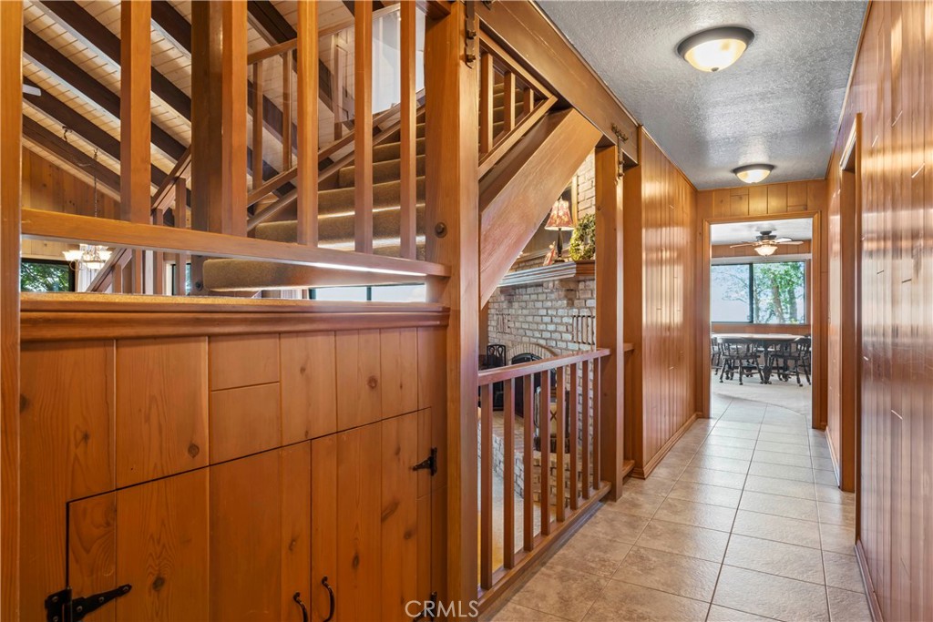 26419 Apache Trail Property Photo 26