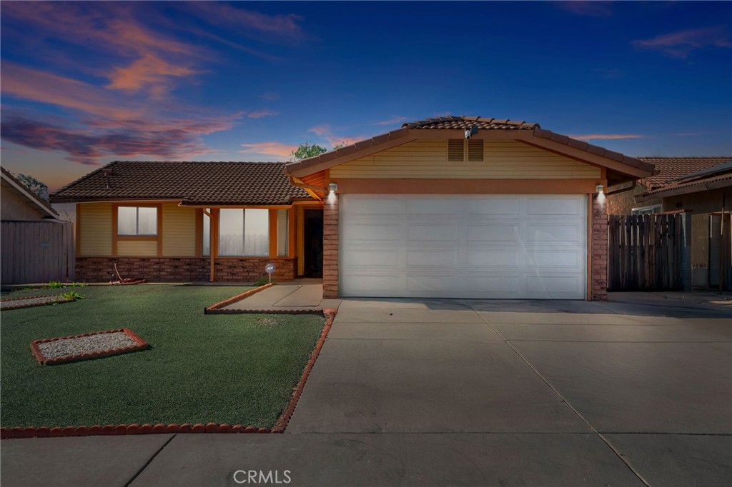 11587 Triumph Lane Property Photo 1