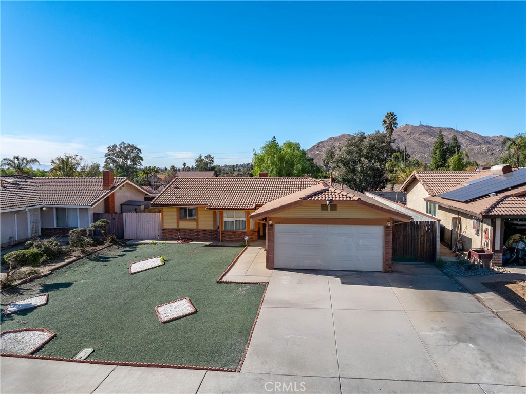 11587 Triumph Lane Property Photo 2