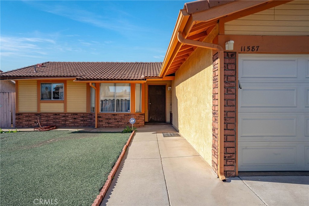 11587 Triumph Lane Property Photo 25