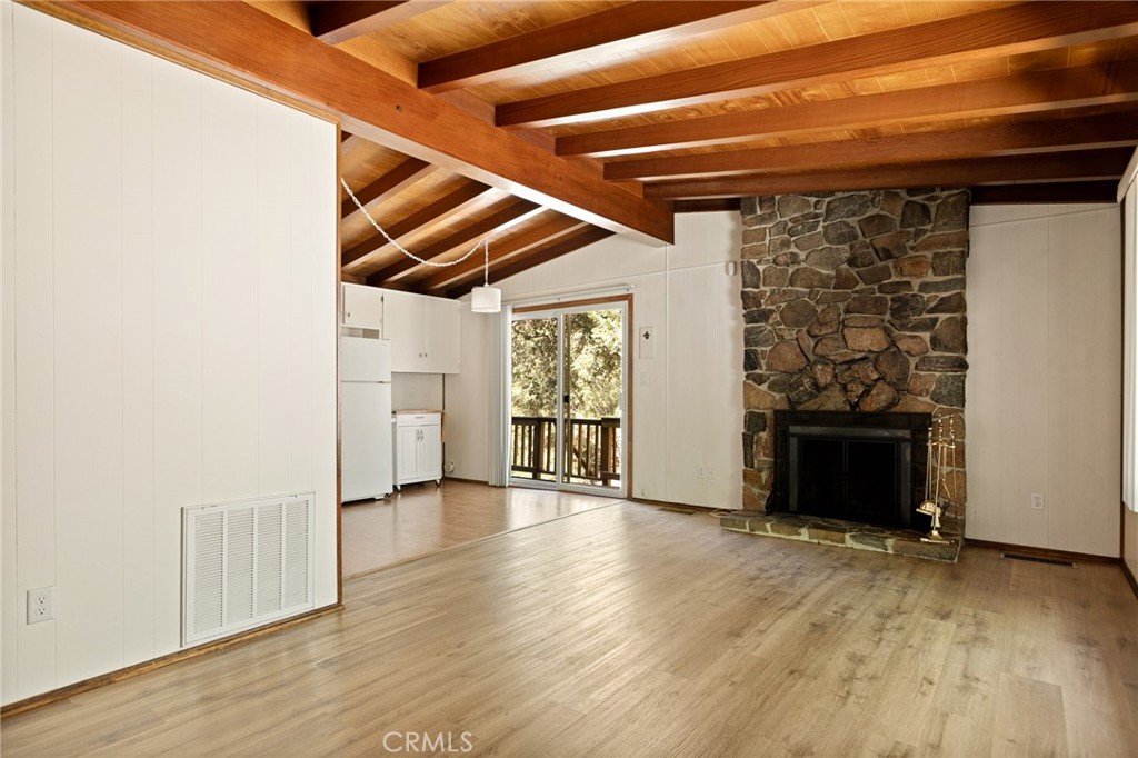 24243 Zell Court Property Photo 4