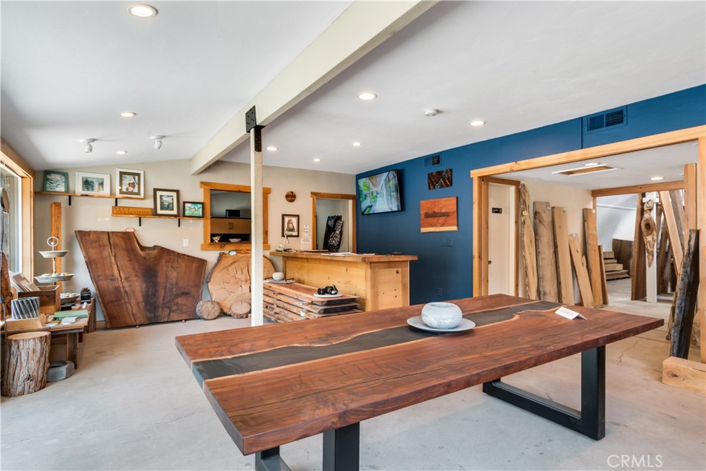 32765 Hilltop Boulevard Property Photo 5