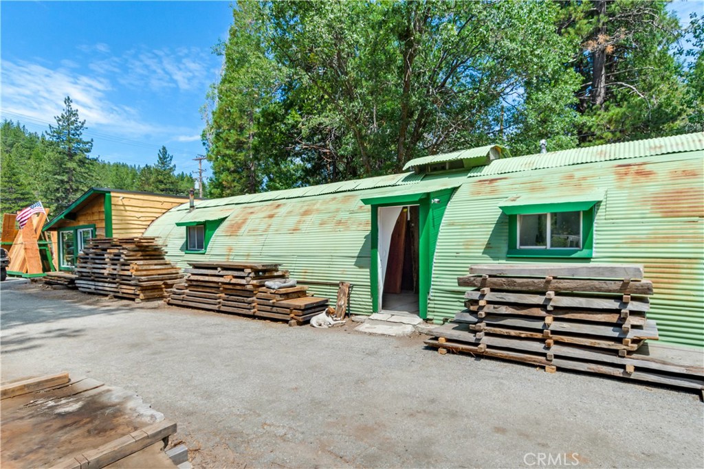 32765 Hilltop Boulevard Property Photo 8