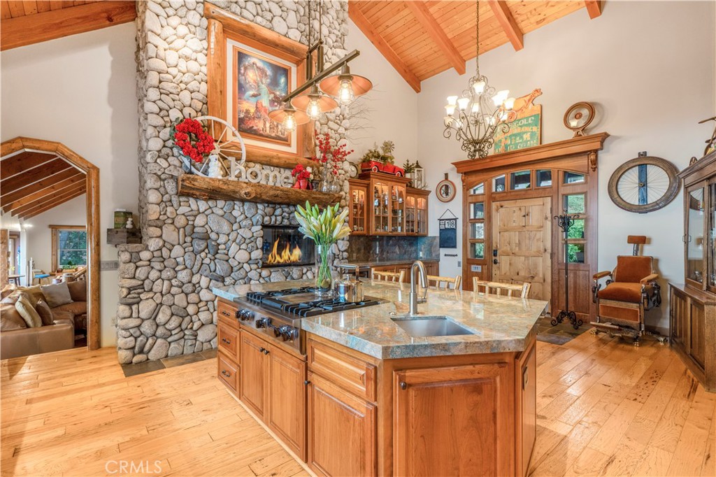 30757 Knoll View Drive Property Photo 4
