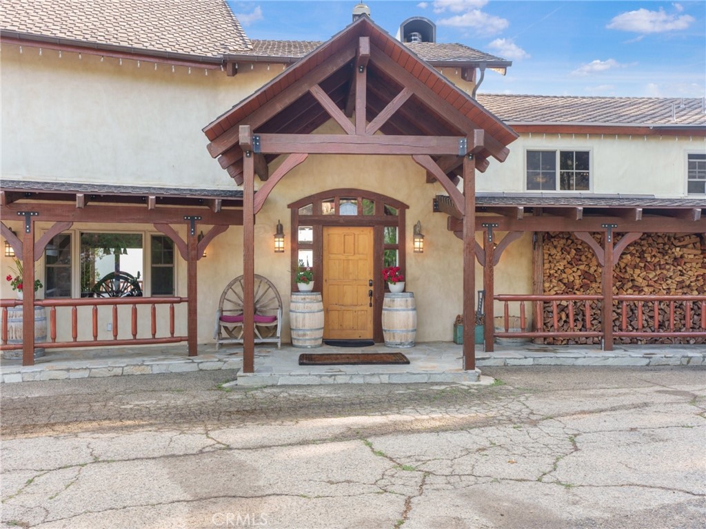 30757 Knoll View Drive Property Photo 6