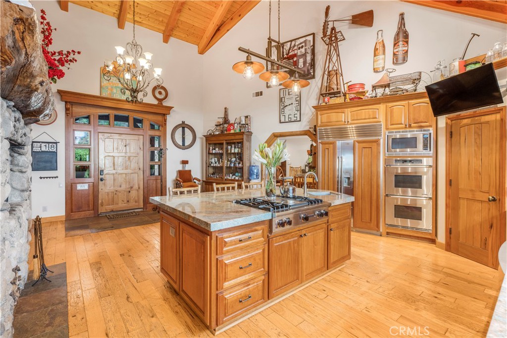 30757 Knoll View Drive Property Photo 9