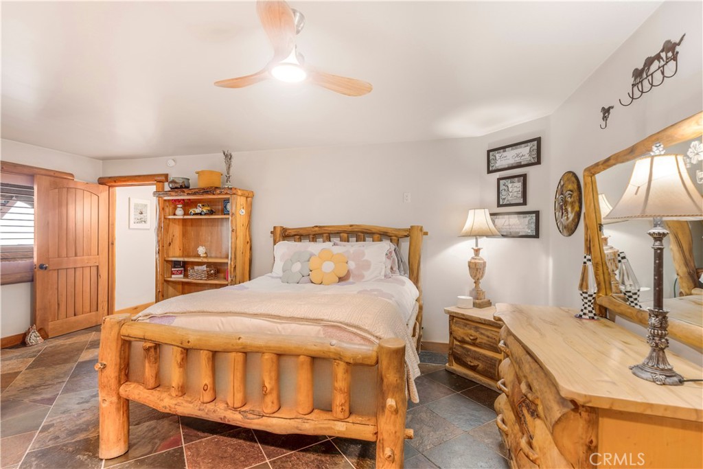 30757 Knoll View Drive Property Photo 18