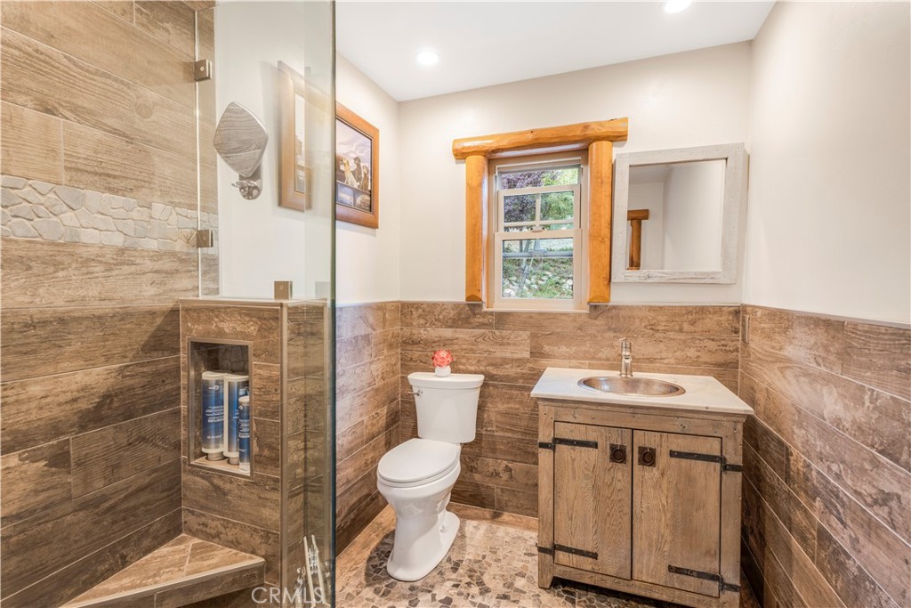 30757 Knoll View Drive Property Photo 40