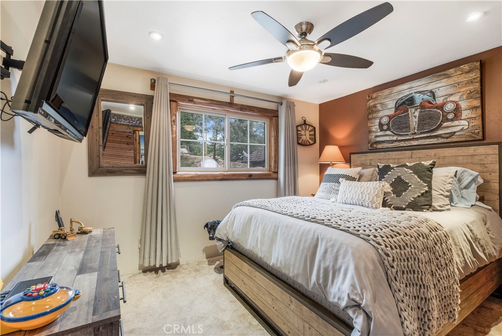 30757 Knoll View Drive Property Photo 41