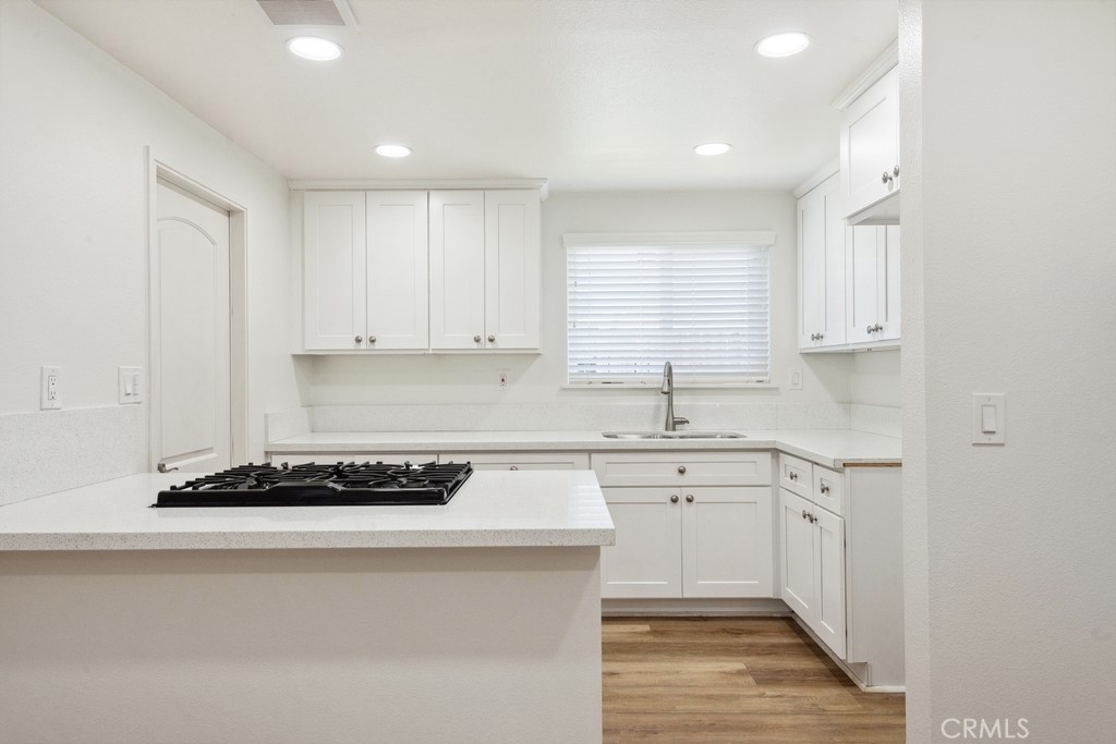 3931 N Garden Drive Property Photo 4