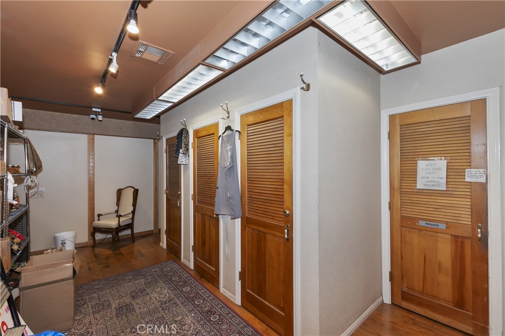 40728 Village Drive Property Photo 24