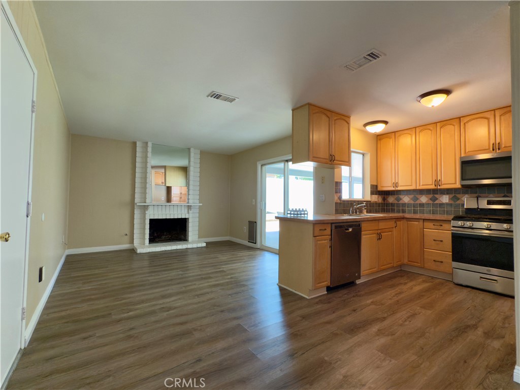 7497 Arroyo Vista Avenue Property Photo 5