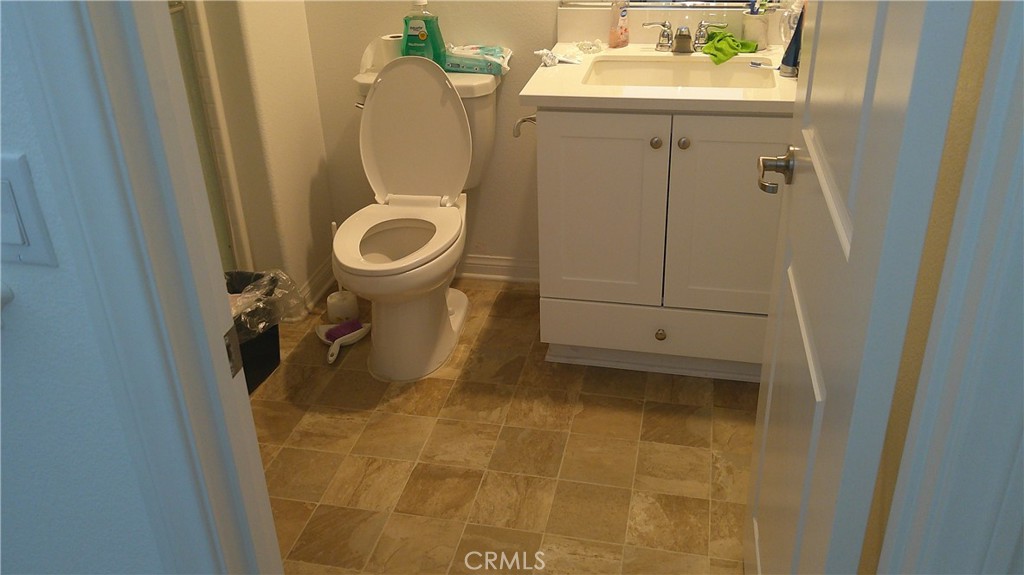 833 Half Moon Avenue Property Photo 11