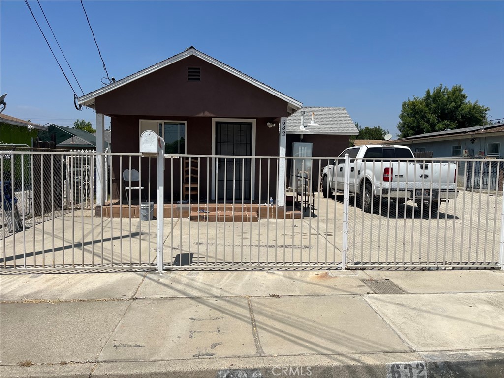 632 N Gardena Street Property Photo 4