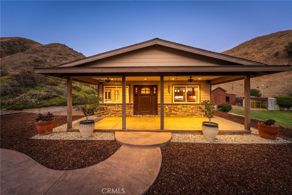 30300 Live Oak Canyon Road Property Photo 9