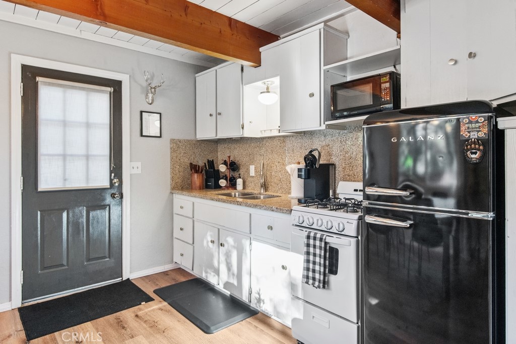 316 Cedar Lane Property Photo 10