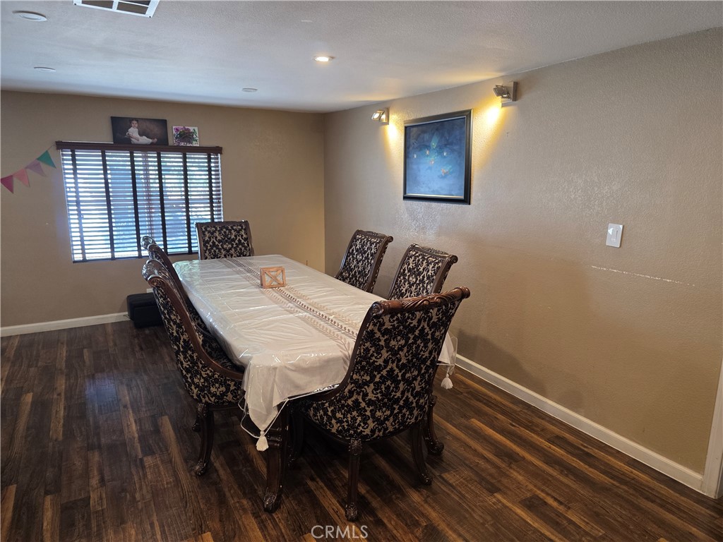 22899 Byron Road 73 Property Photo 8