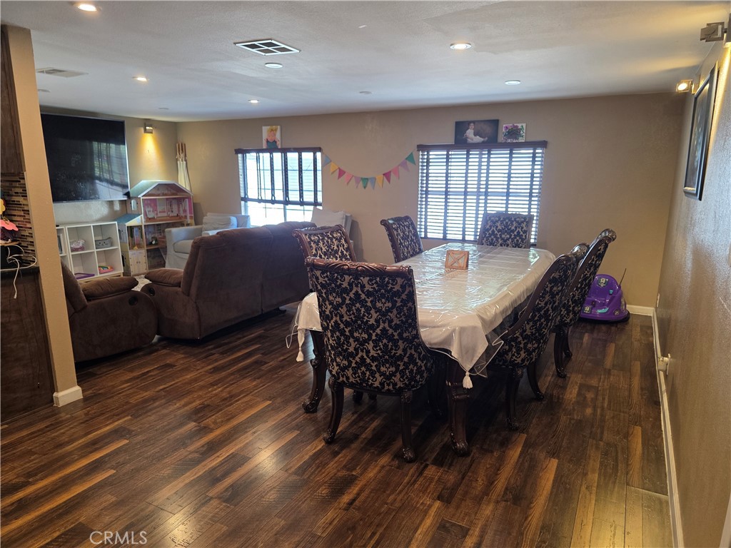22899 Byron Road 73 Property Photo 9
