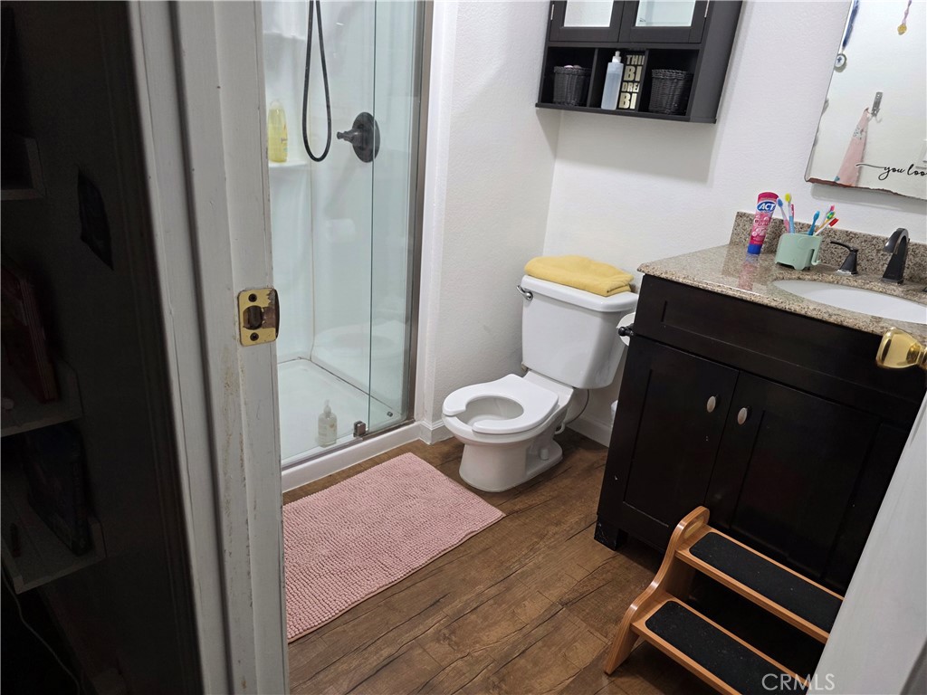 22899 Byron Road 73 Property Photo 17
