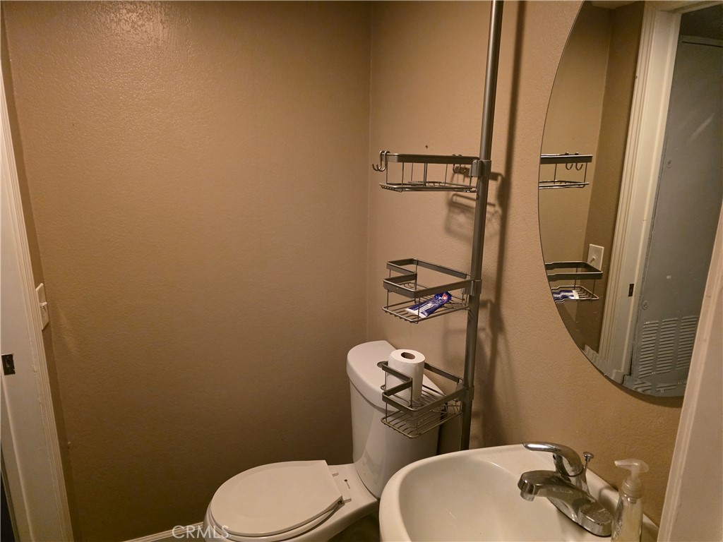 22899 Byron Road 73 Property Photo 23