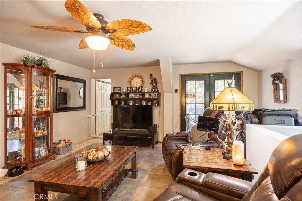 519 S Dart Canyon Road Property Photo 12