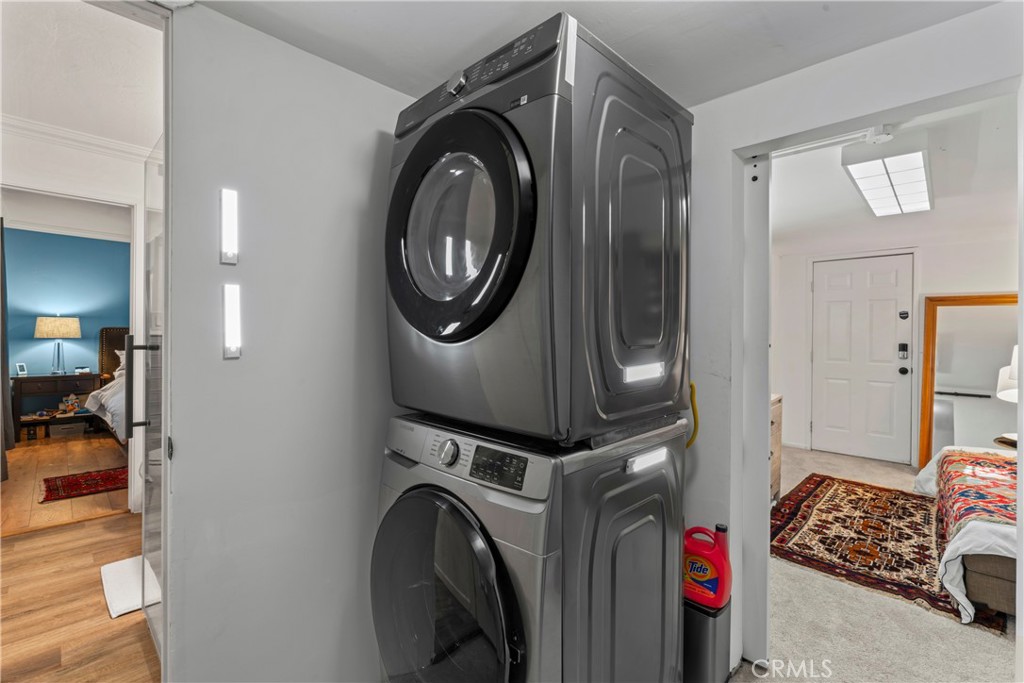 1127 Jupiter Way Property Photo 19