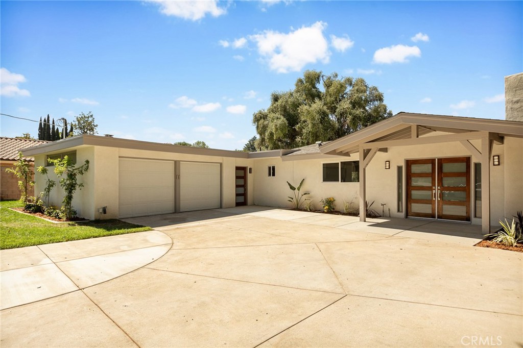 30777 E Sunset Drive S Property Photo 4