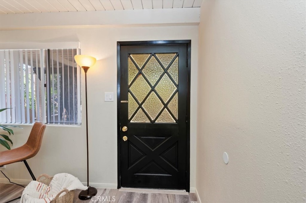 22988 Pine Lane Property Photo 6