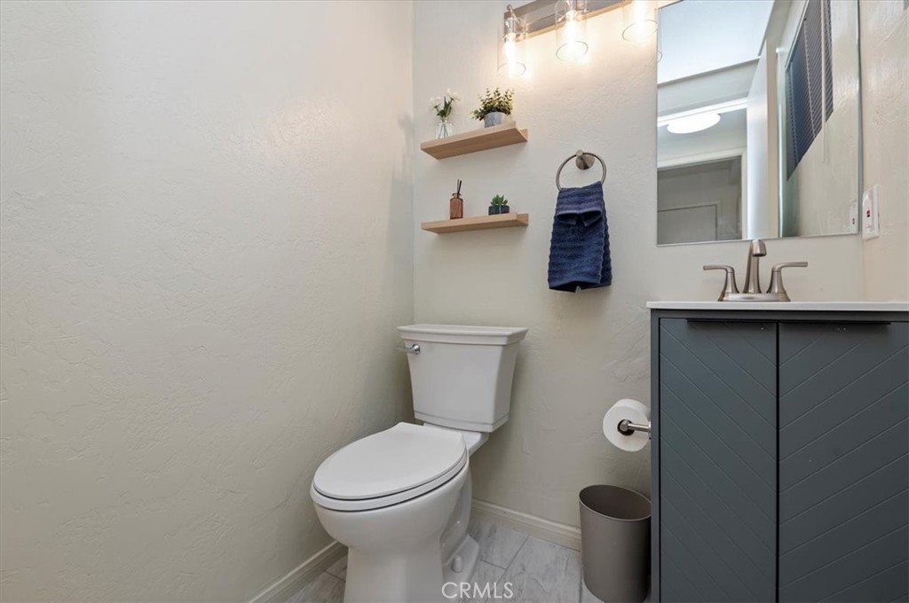 22988 Pine Lane Property Photo 12