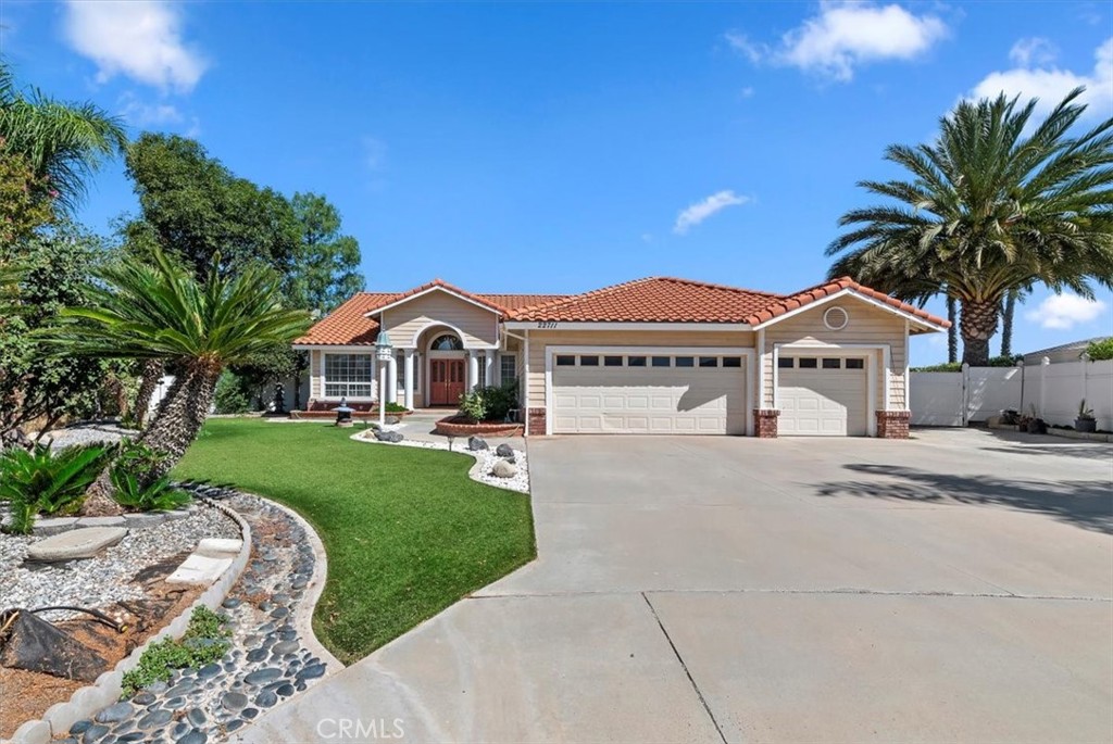 22711 Pebblestone Drive Property Photo 1