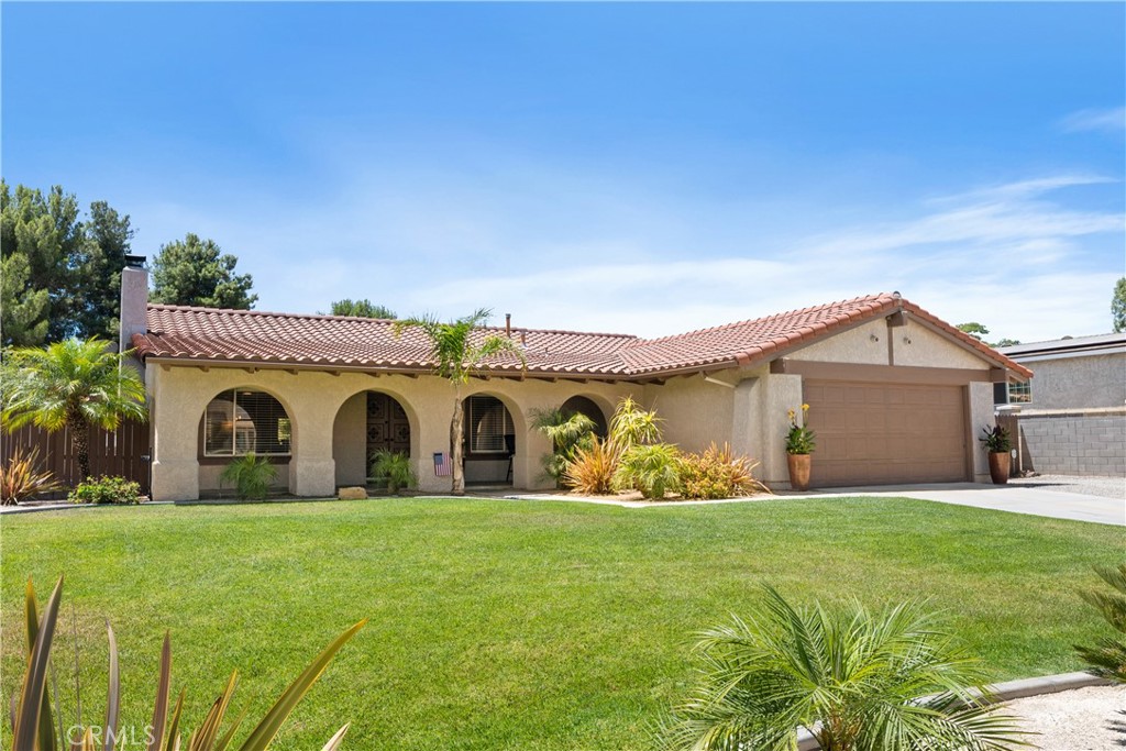 33127 Camelot Drive Property Photo 2