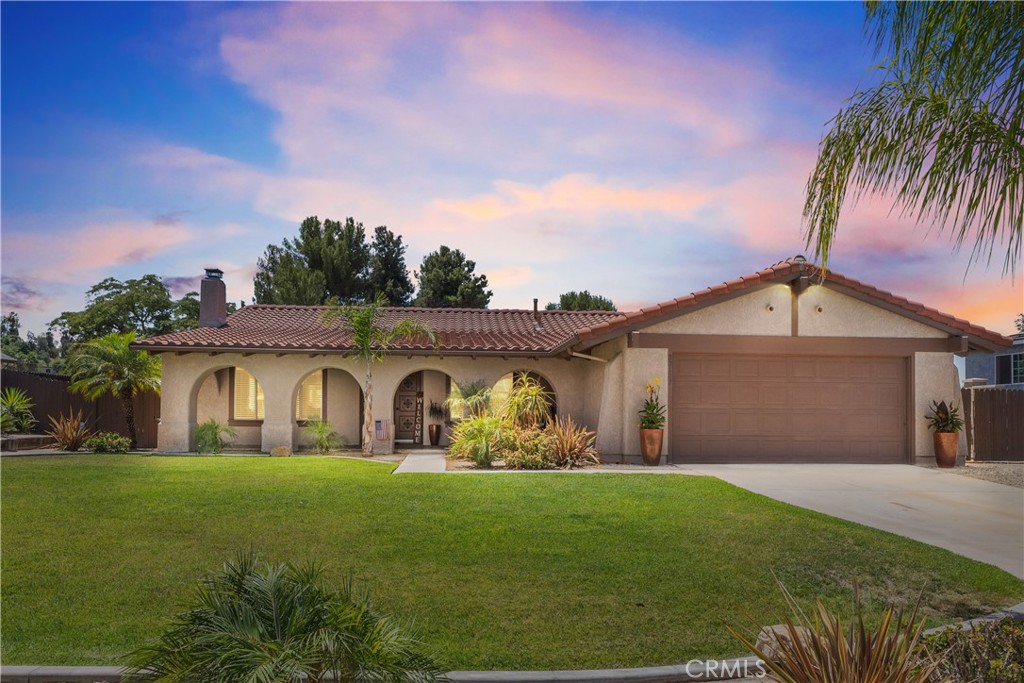 33127 Camelot Drive Property Photo 3