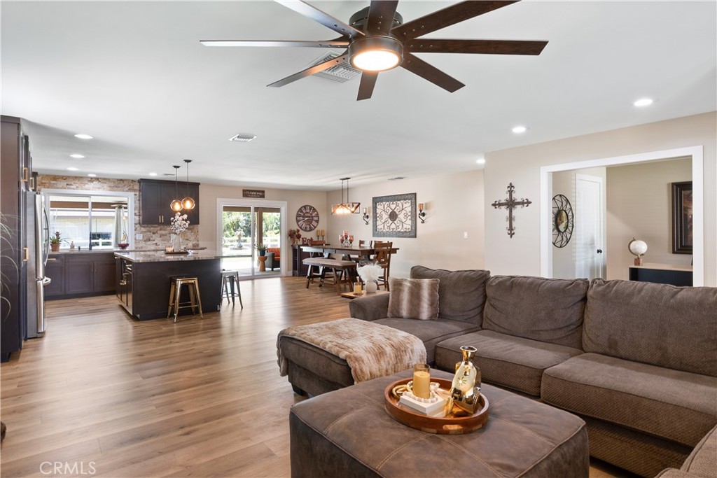 33127 Camelot Drive Property Photo 10