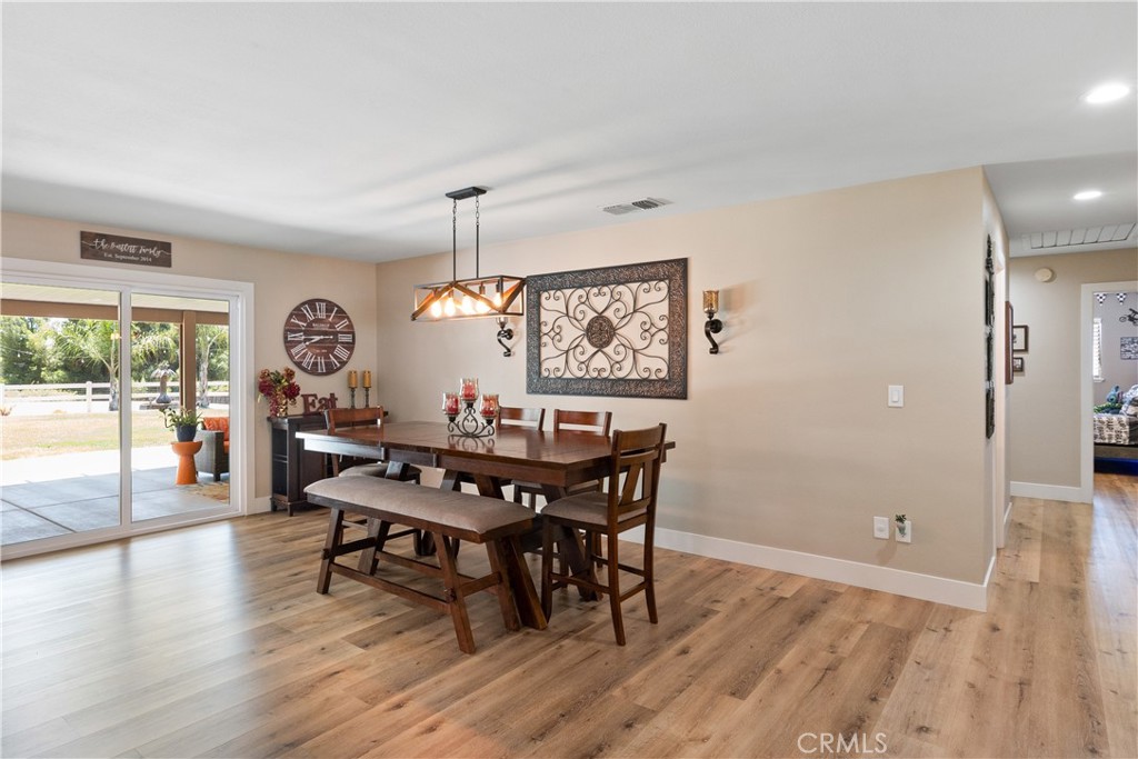 33127 Camelot Drive Property Photo 23