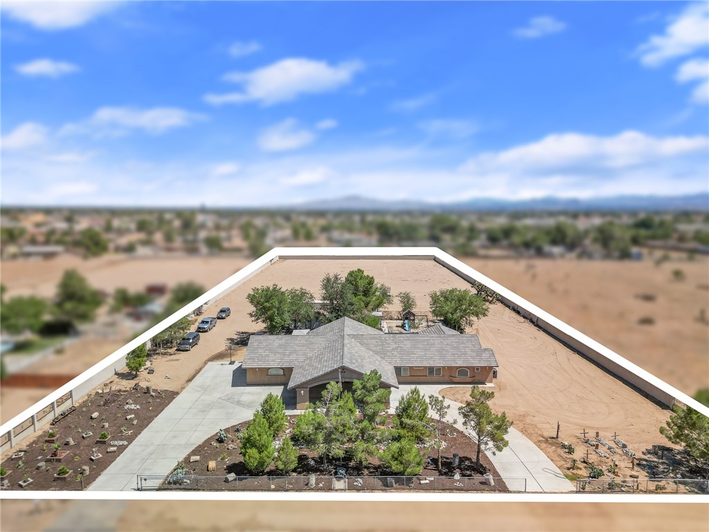 15230 Olive Street Property Photo 3