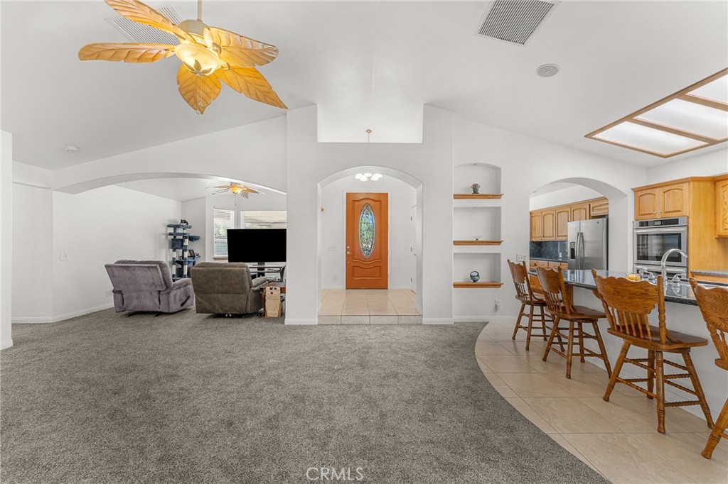 15230 Olive Street Property Photo 10