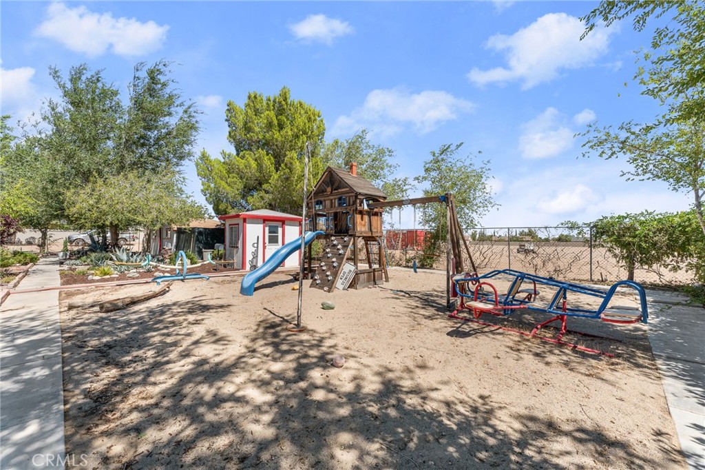 15230 Olive Street Property Photo 45