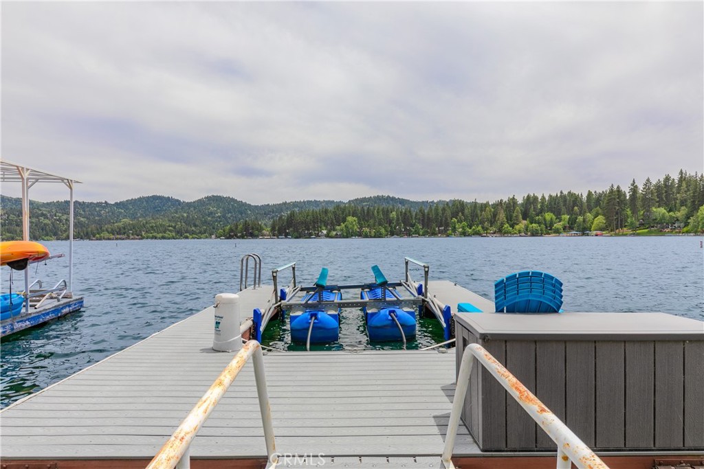 427 427a Property Photo 2