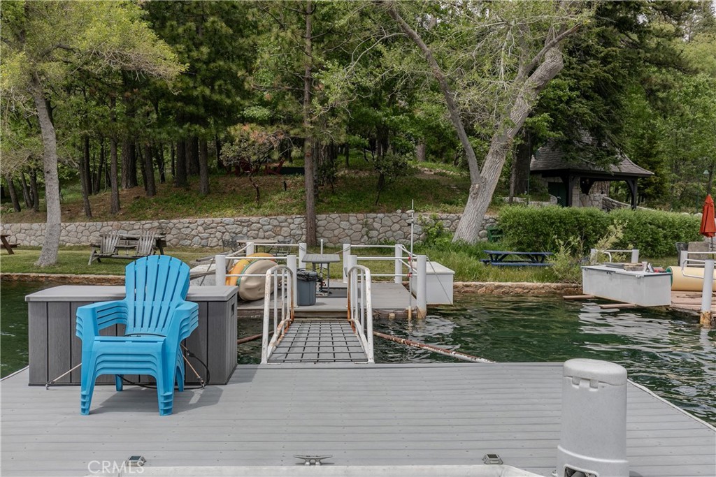 427 427a Property Photo 3