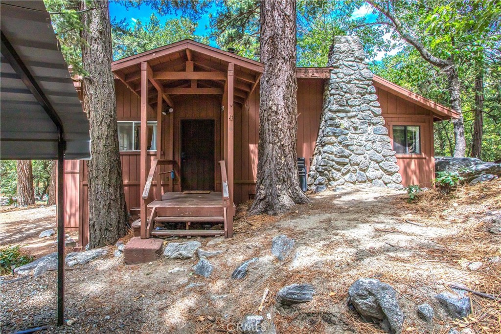 9269 Wood Road Property Photo 3