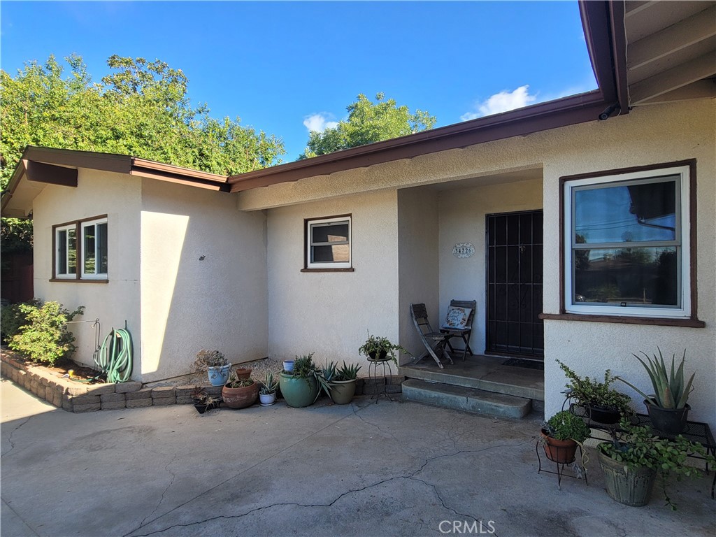 34726 Pecan Avenue Property Photo 2