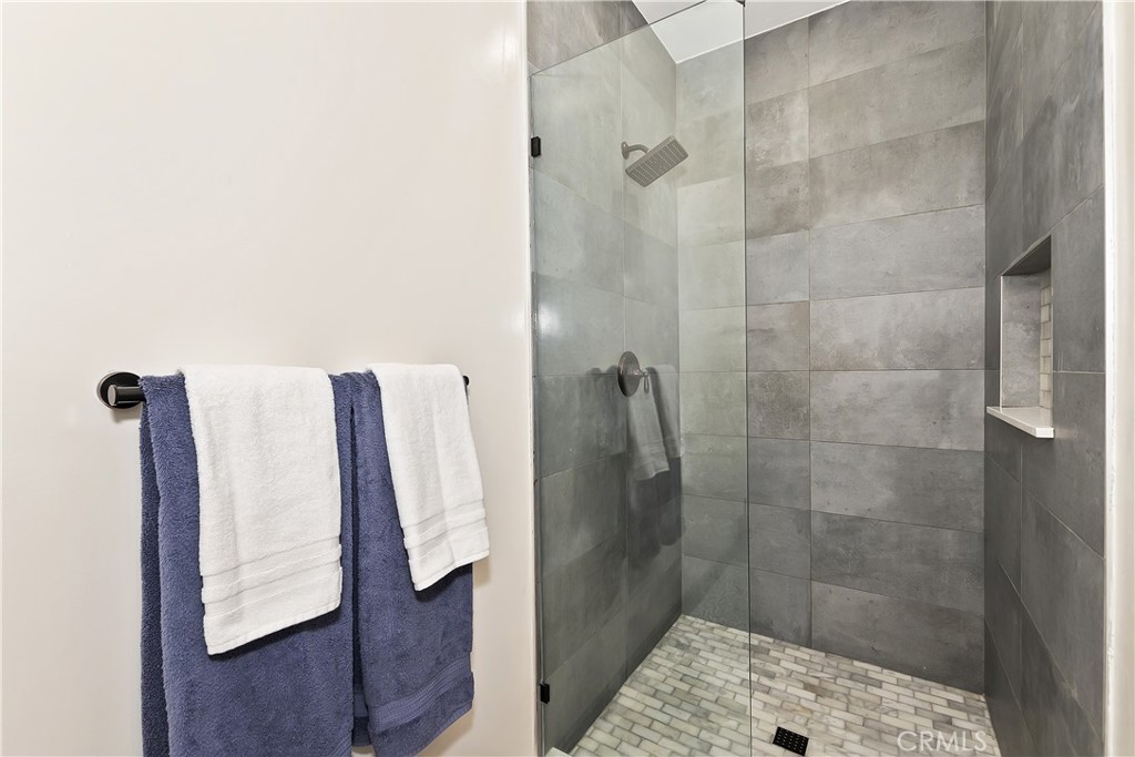 1215 Valley View Drive Property Photo 35