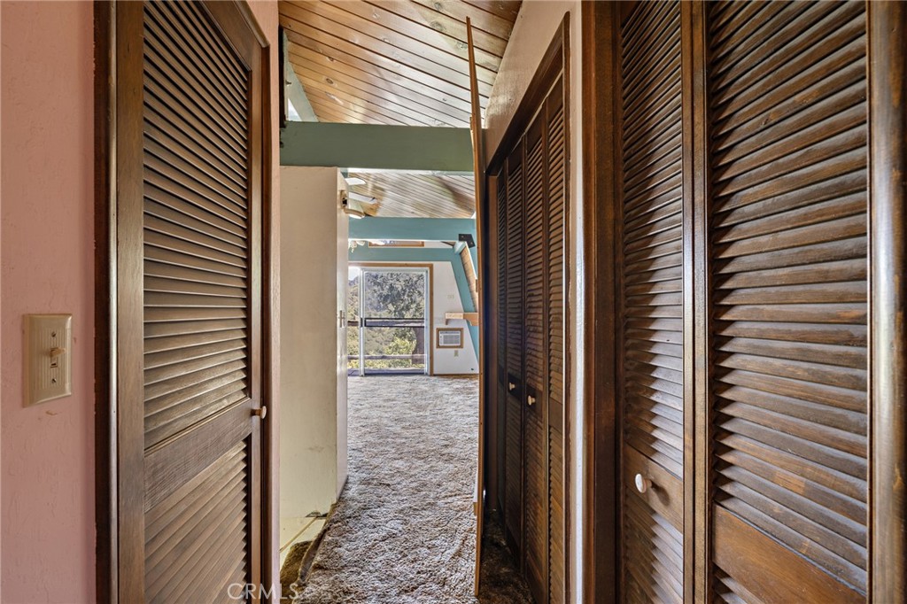 261 Davos Court Property Photo 20