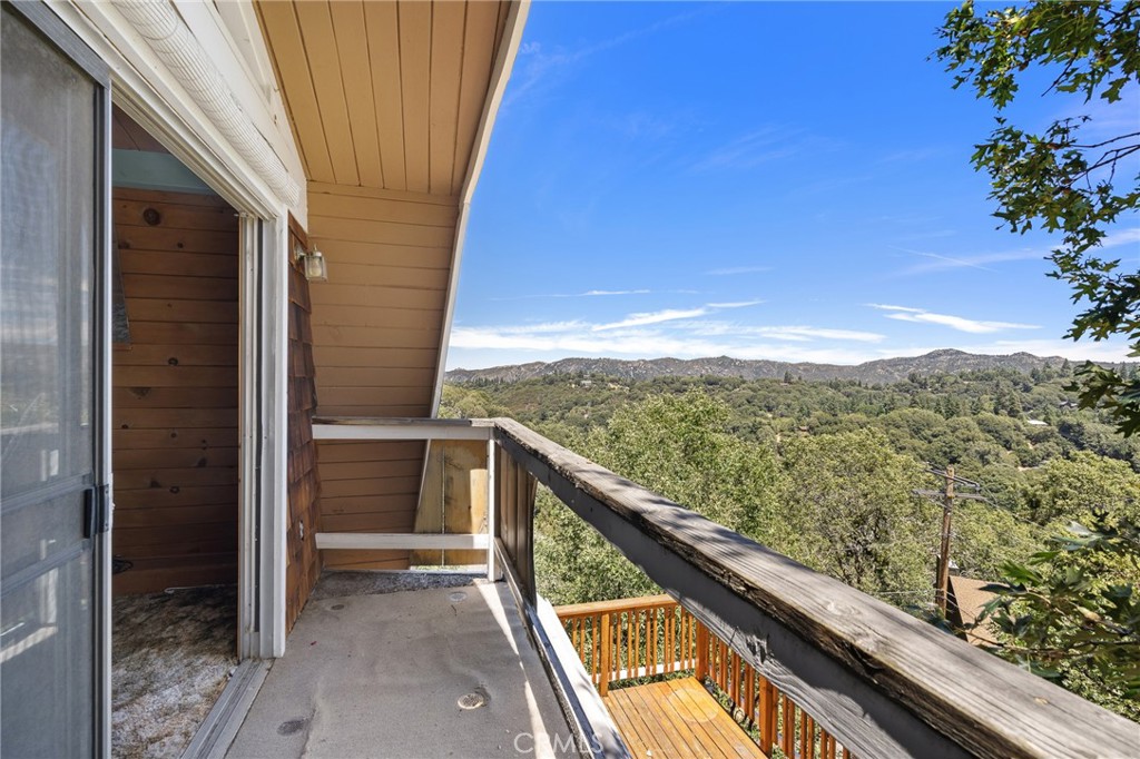 261 Davos Court Property Photo 25