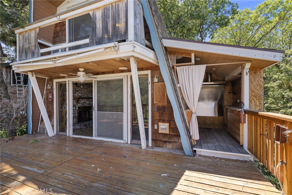 261 Davos Court Property Photo 43