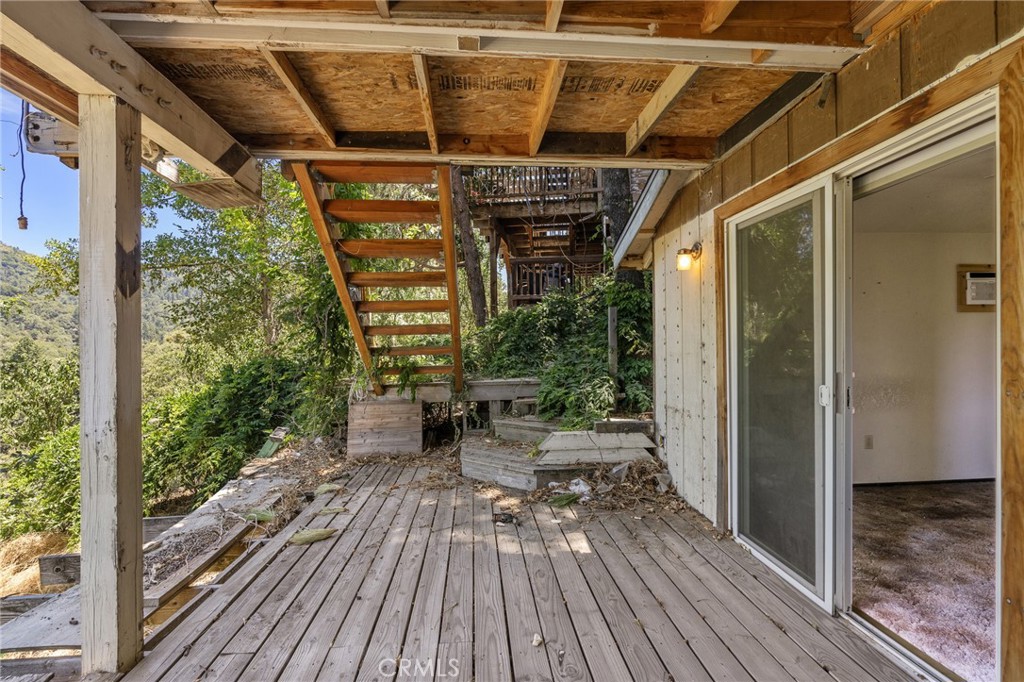 261 Davos Court Property Photo 45