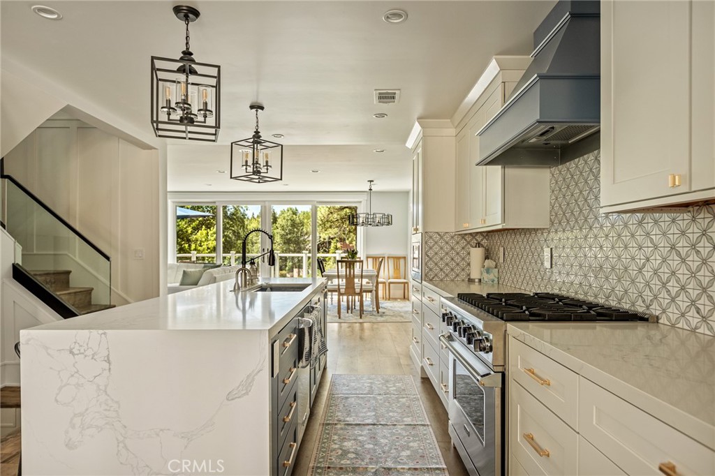 27589 W Shore Road Property Photo 12