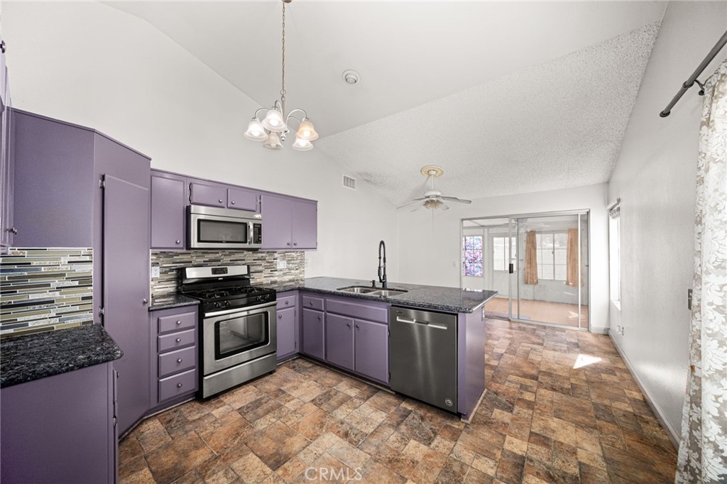 12325 Bellflower Court Property Photo 10