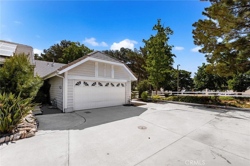 12325 Bellflower Court Property Photo 21
