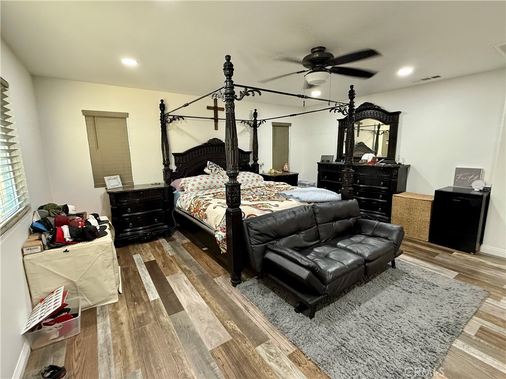 3863 American Elm Road Property Photo 16